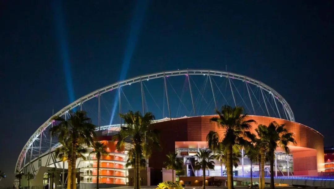 建筑之美缔造非凡艺术魅力,建筑之美玻璃金字塔