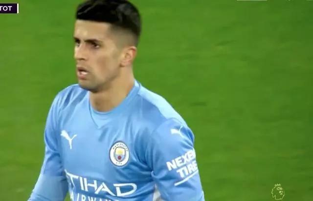 曼城输阿斯顿维拉,曼城17-18欧冠输给谁