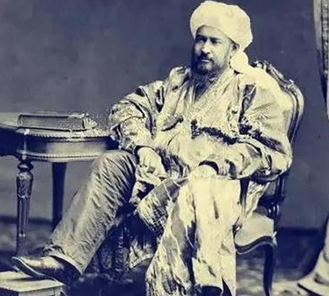 被遗忘的哨兵忍饥挨饿4年，见到解放军后大哭：终于有人来换岗了