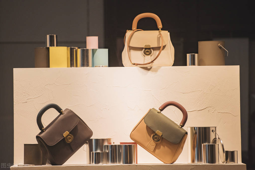 奢侈品明知是假的还要买,售卖假奢侈品