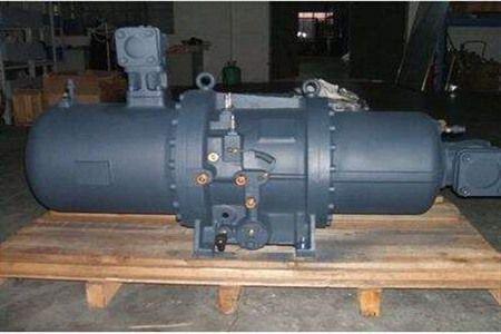 压缩机漏润滑油怎么解决,空气压缩机有水怎么处理