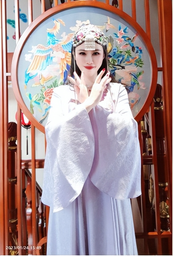 如何从“世界记忆遗产”成为“人类文学读本”有感,双语版