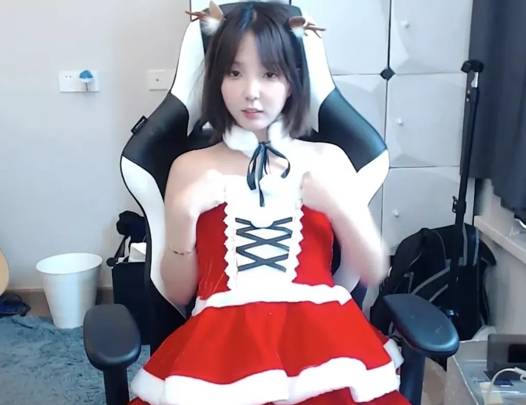 小米粥女主播被警告,女主播小米粥发动态