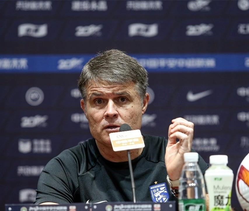 武汉三镇夺冠佩德罗,武汉三镇主教练佩德罗最新消息