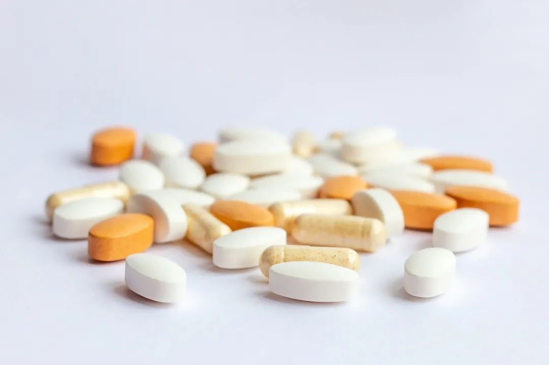 蒙脱石散对xbb引起的腹泻有用吗,感染了xbb吃蒙脱石散能止泻吗