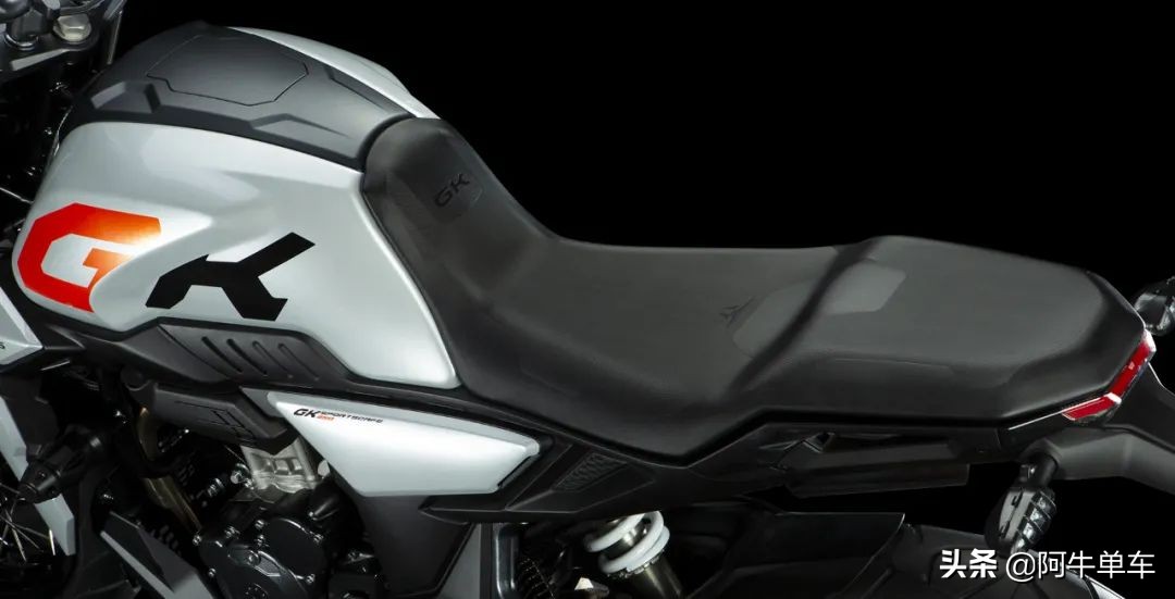 升仕350gk功能配置,升仕gk350节油模式和运动模式