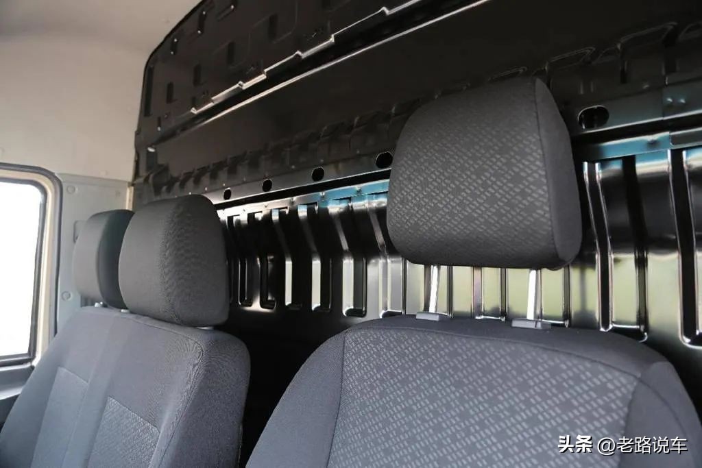 依维柯全新得意v40速比,南京依维柯得意v40加长版轻客