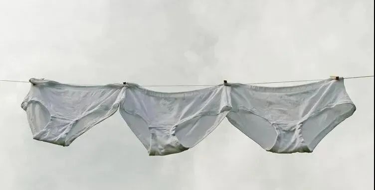 把*裤内**穿出49个洞的男人，到底有多猛？