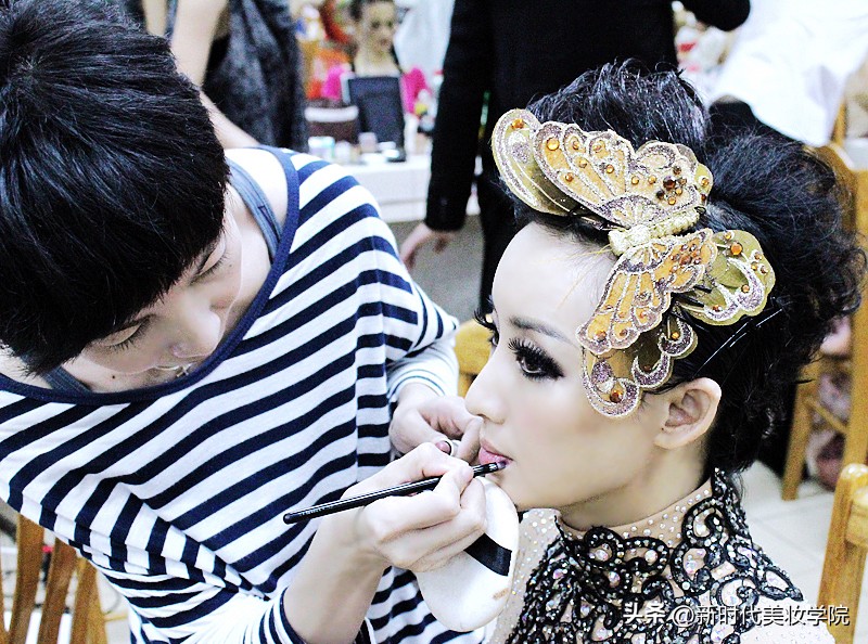 广州新时代美容美发化妆学校招生,新时代化妆学校