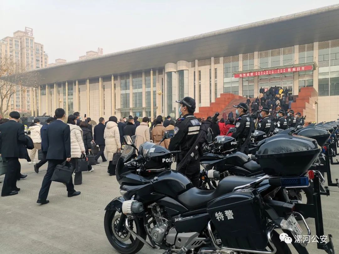公安圆满完成全县两会安保任务,漯河市公安局专项行动