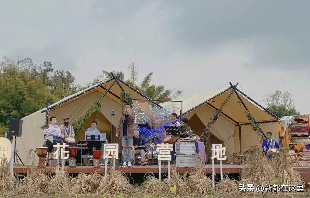 成都坝坝足球,成都踢坝坝足球