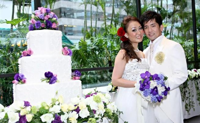 邓咏诗与赌王太太,邓咏诗和赌王图片