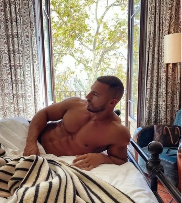 每日睡眠和增肌,增肌增强睡眠的方法