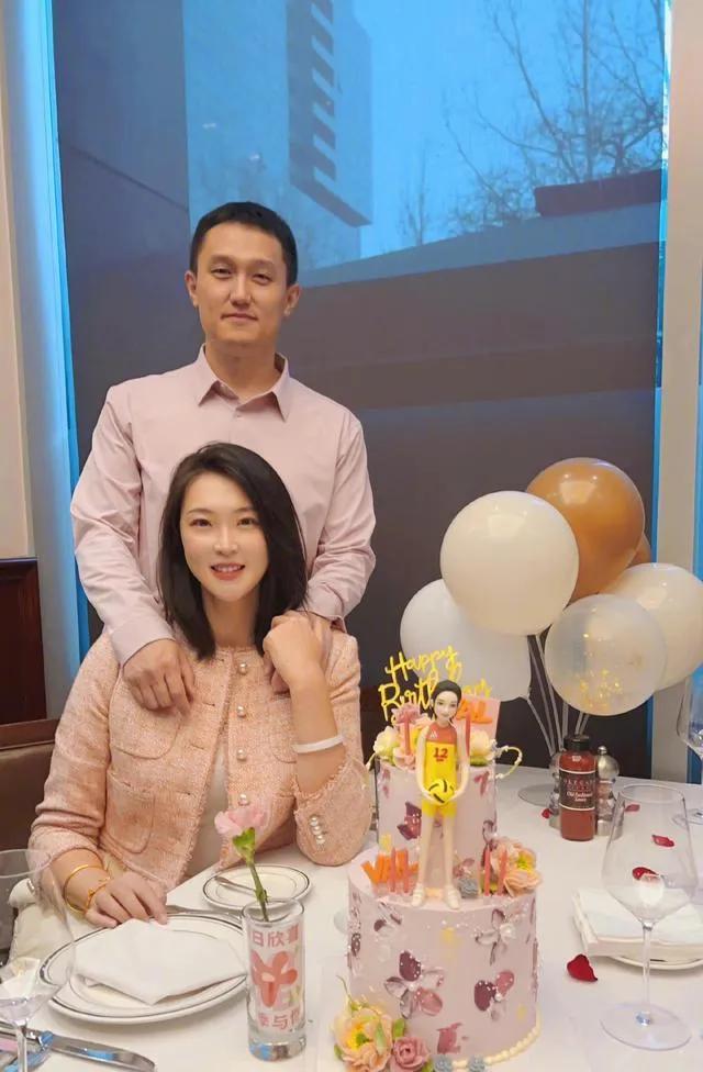 排球女神惠若琪近况曝光,排球女神惠若琪女儿