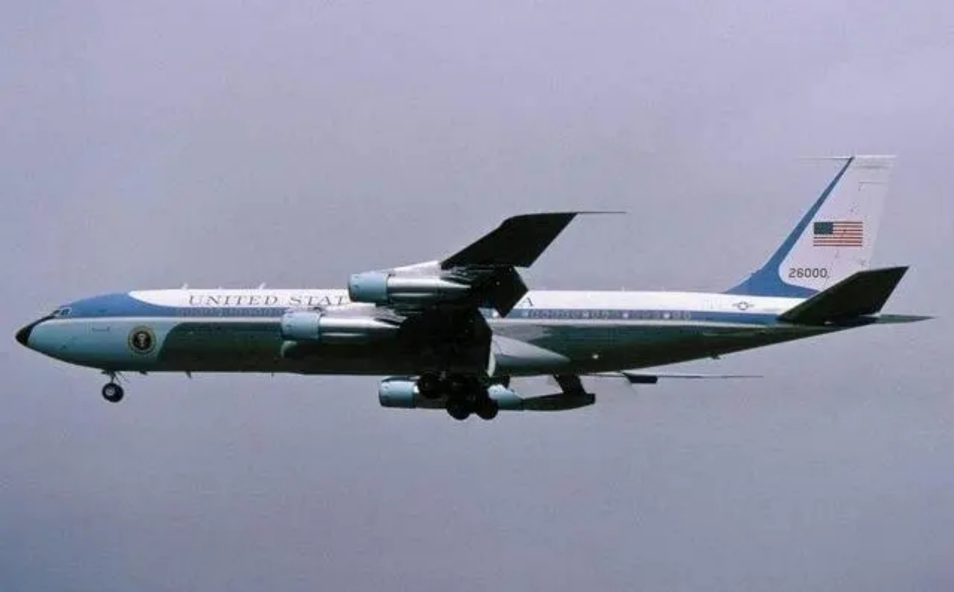 1994年，尼克松临终前表示后悔访华：我们可能创造了一个科学怪物