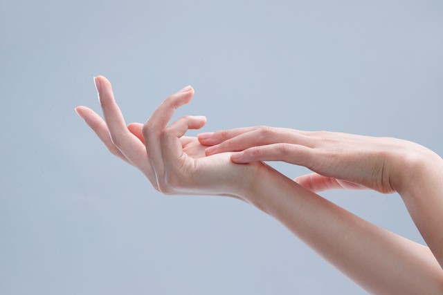 手部护理按摩护理时间,手部怎么护理保养视频