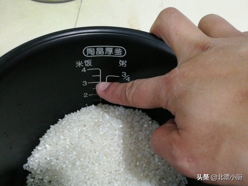 煮米饭很好吃只需放三样东西,煮米饭加什么料味道更好