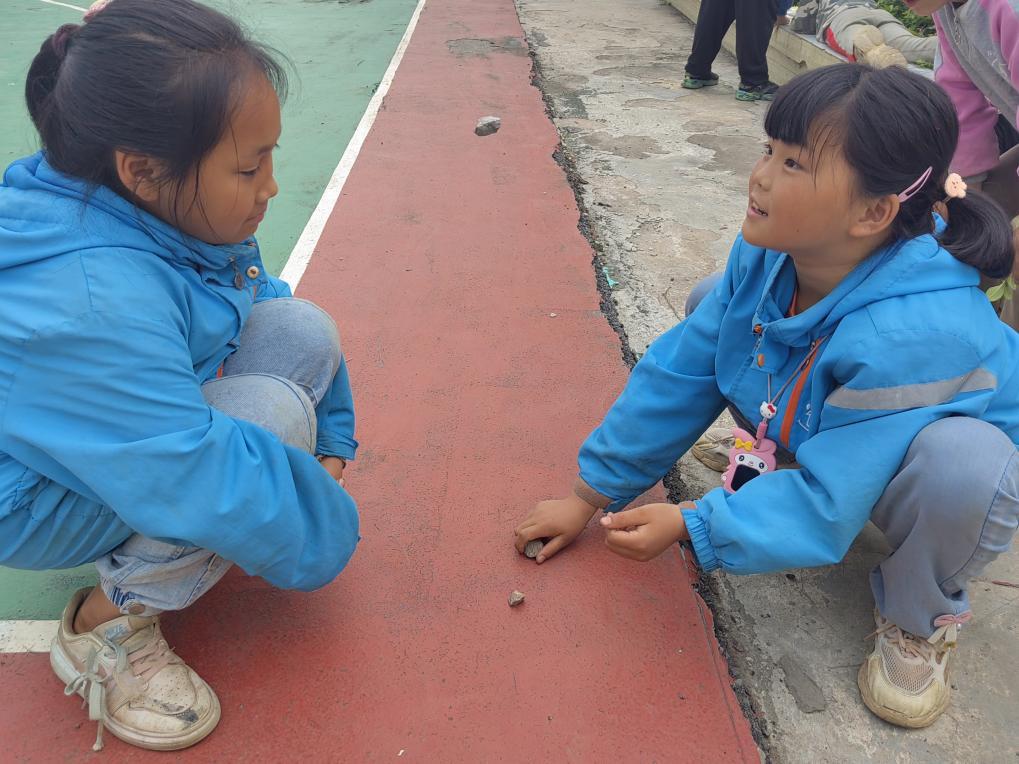 大山里的支教故事幼儿舞蹈,大山里的支教故事