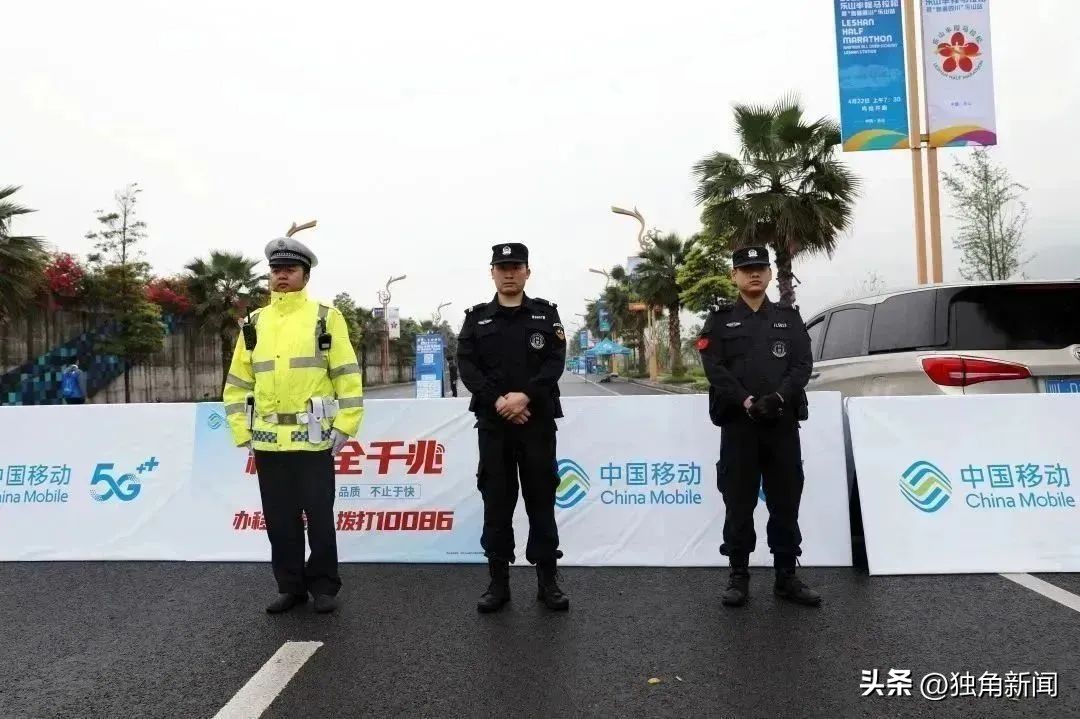 万人激情赛跑马拉松,四川万人马拉松