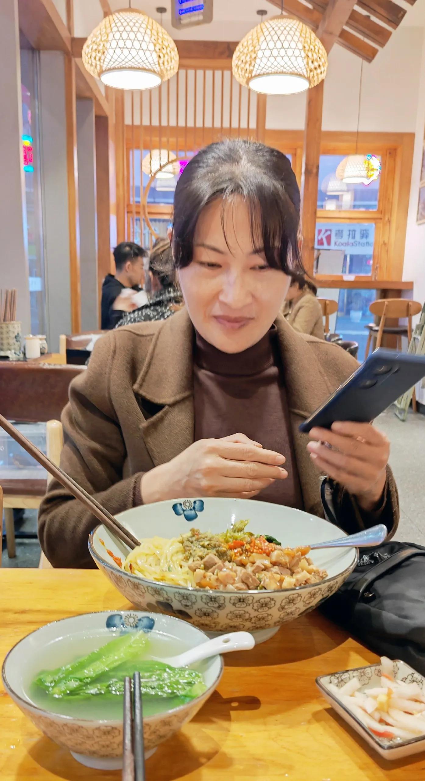 泸州愚小饭万象汇店,泸州吃喝玩乐日记