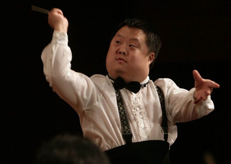 天才指挥家舟舟的40岁,舟舟的智力