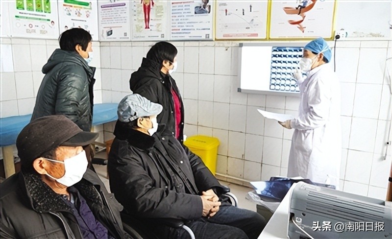 南阳市中心医院春节假期后，门诊工作呈现一派繁忙景象，记者实地探访就诊流程——15分钟看病取药全搞定