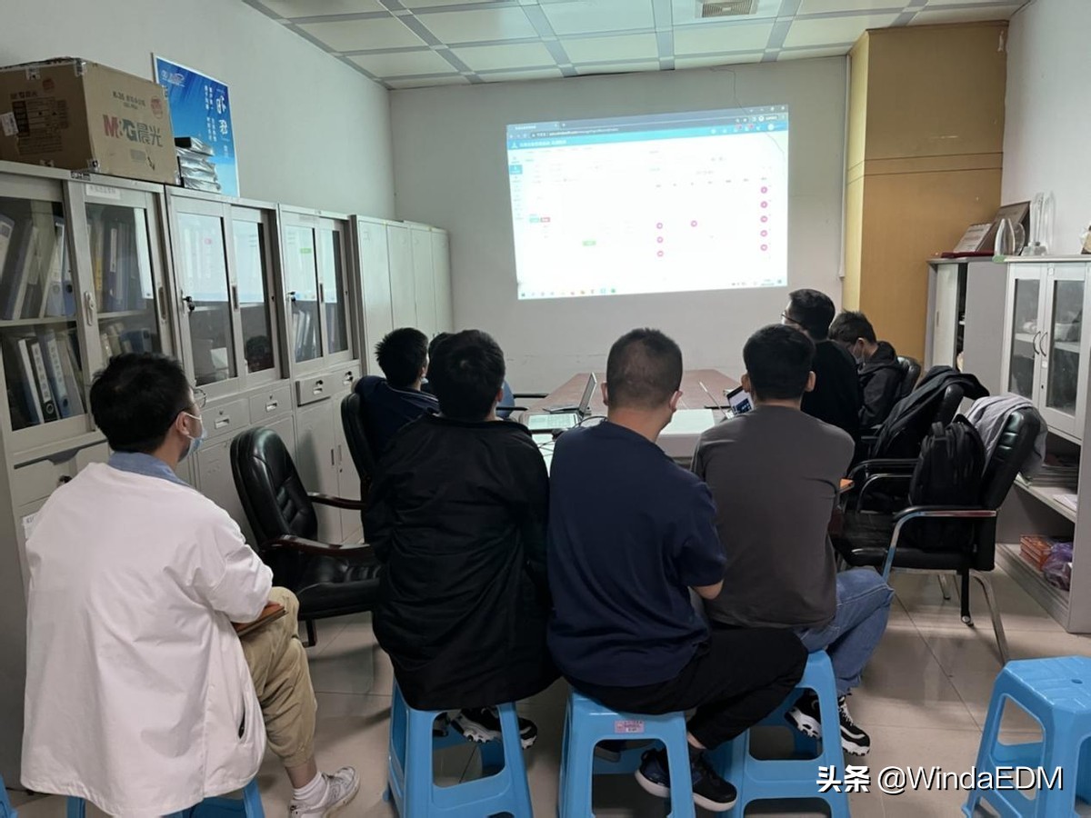 风塔软件助力烽火藤仓打造设备管理新平台