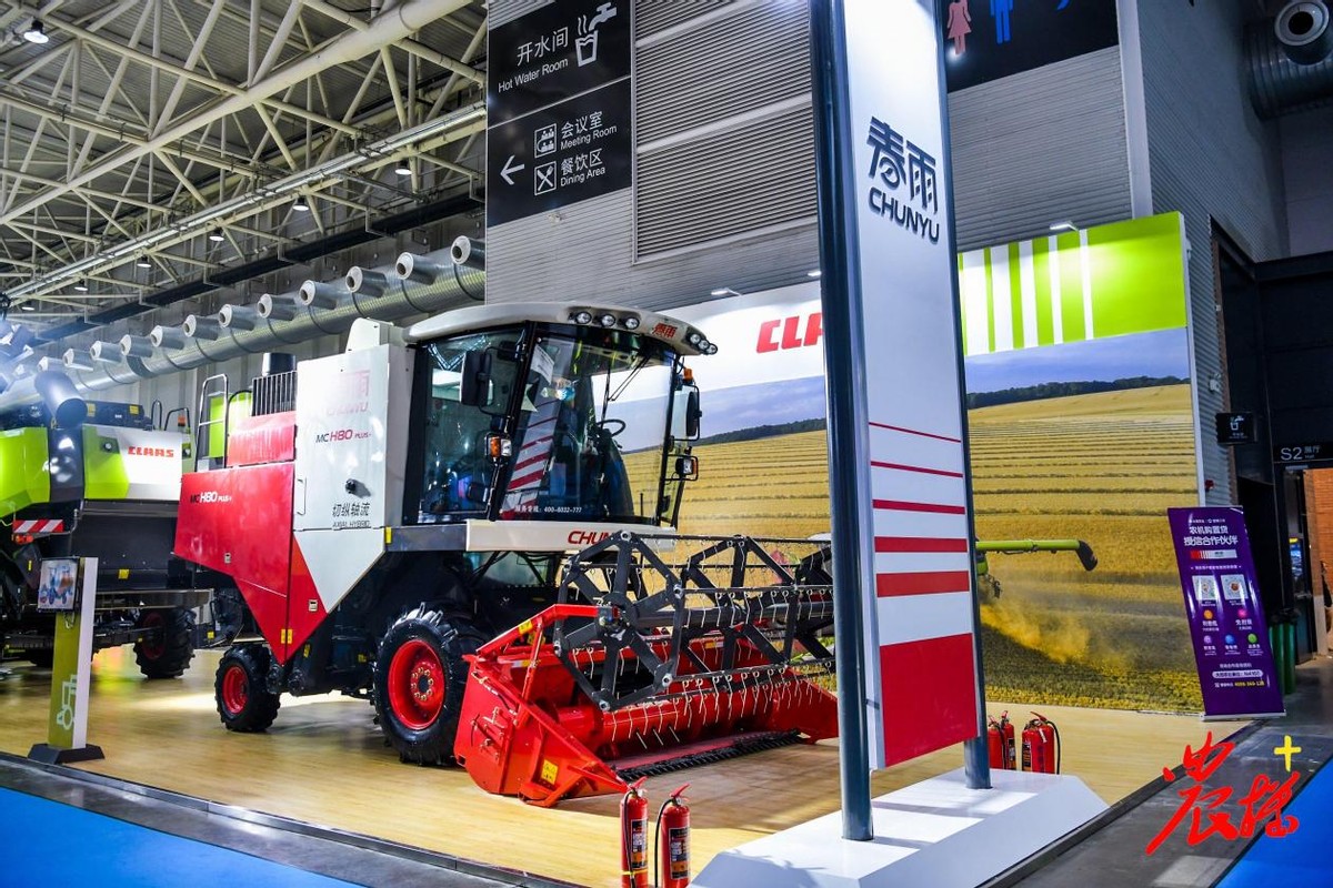 2021年小型联合收割机价格,十大品牌轮式联合收割机售价