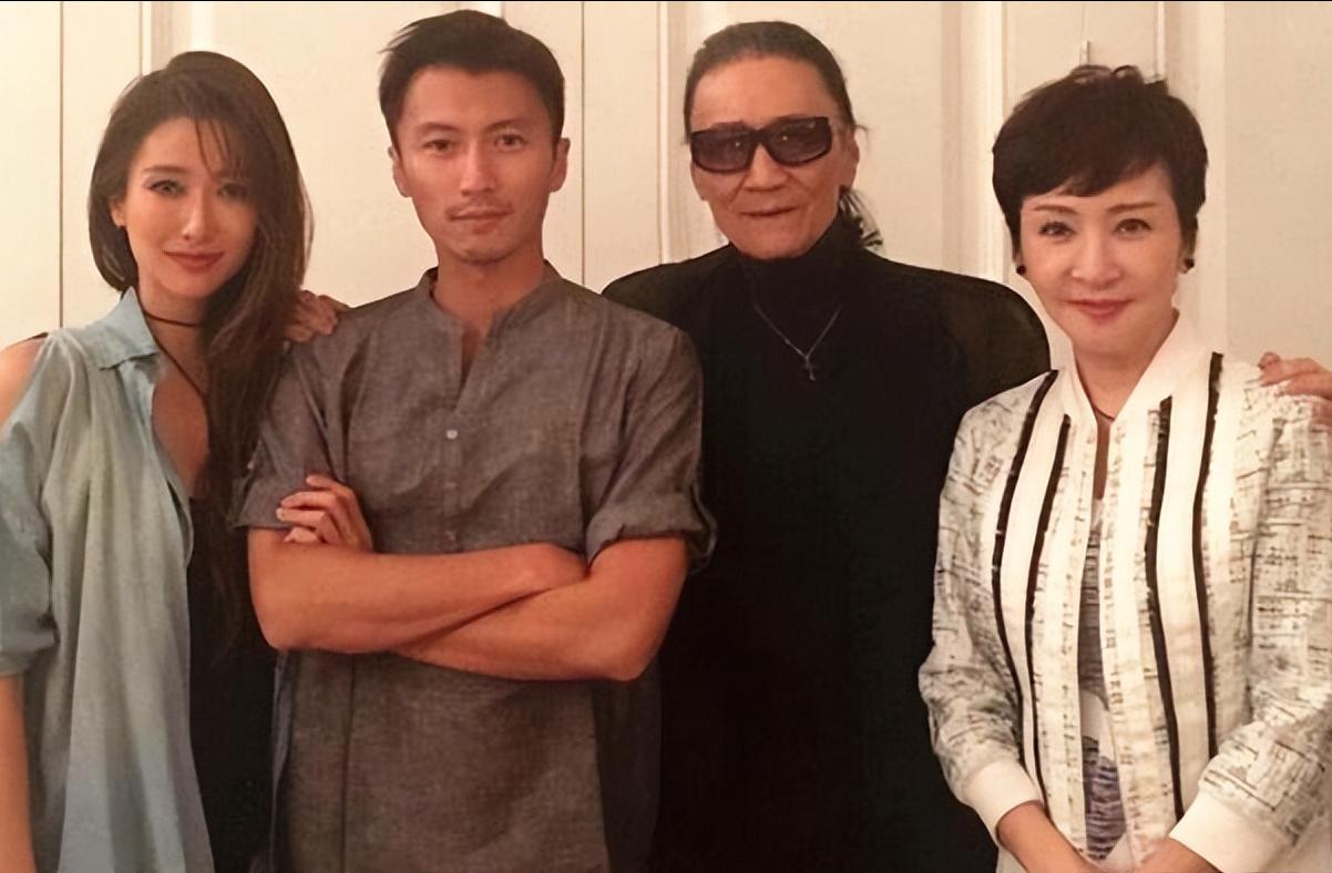 85岁谢贤获影帝现场,85影帝第一人