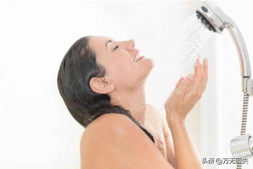 女性上环的全过程，看完心疼了！男女都要好好看看，珍惜眼前人！