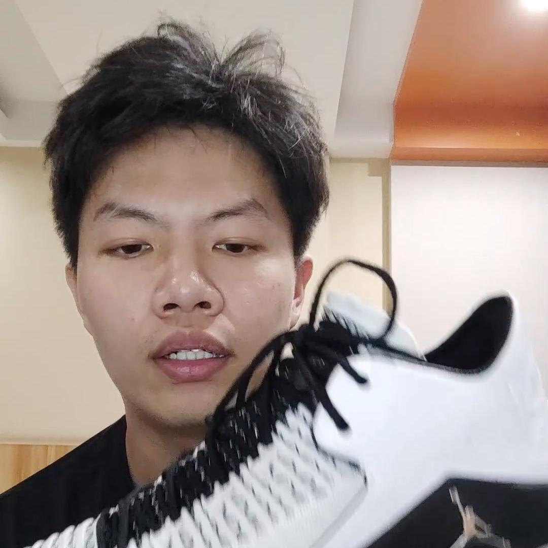 球鞋中底怎么修复,球鞋换底会有异响