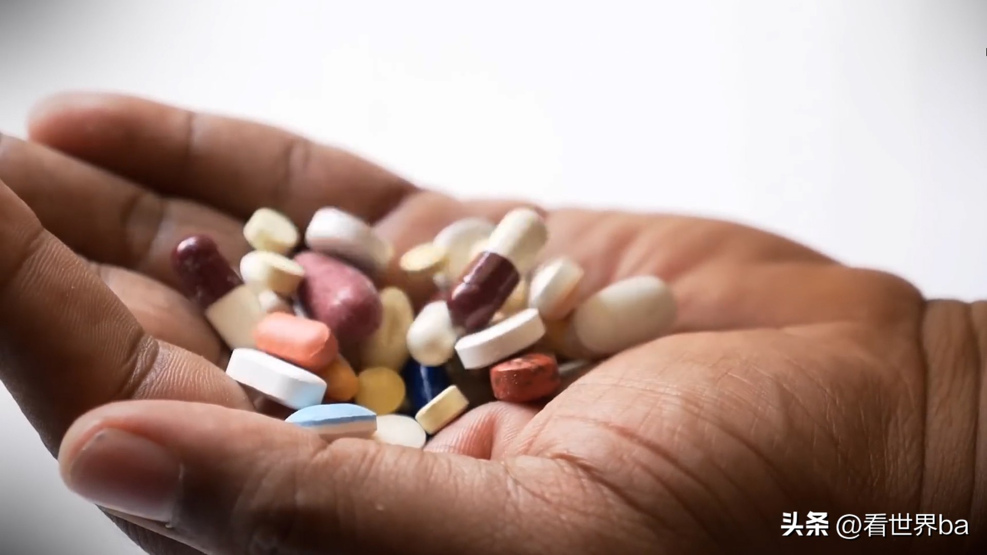 打一针赚1万，小伙报名试药人，结果“能力下降”，后悔也来不及