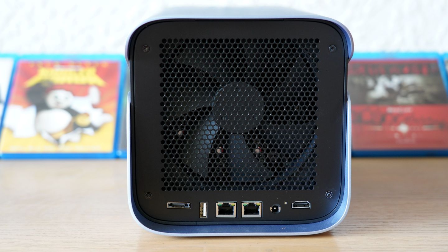 极空间z4s影音教程,极空间z4s系统安装位置