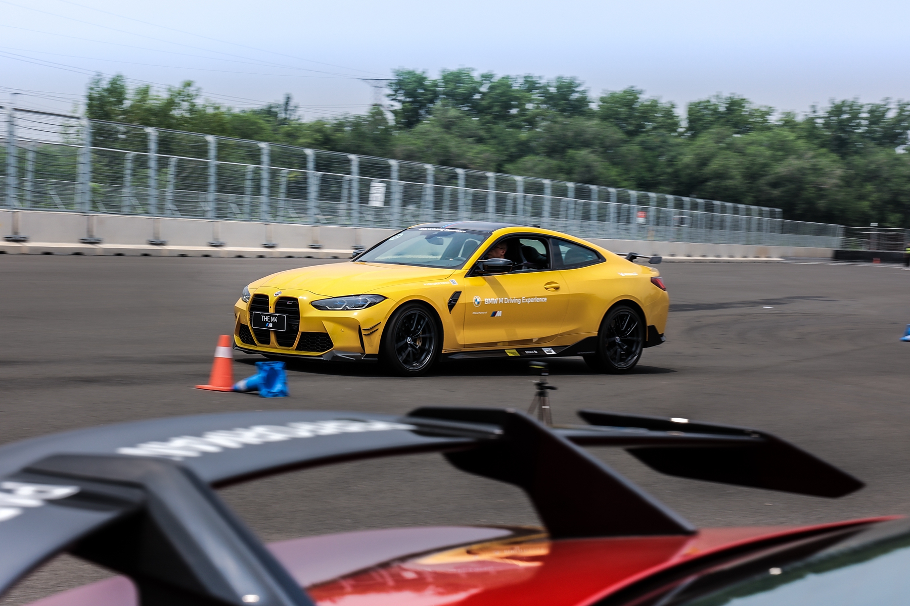 宝马50周年m标,宝马M系列50周年纪念