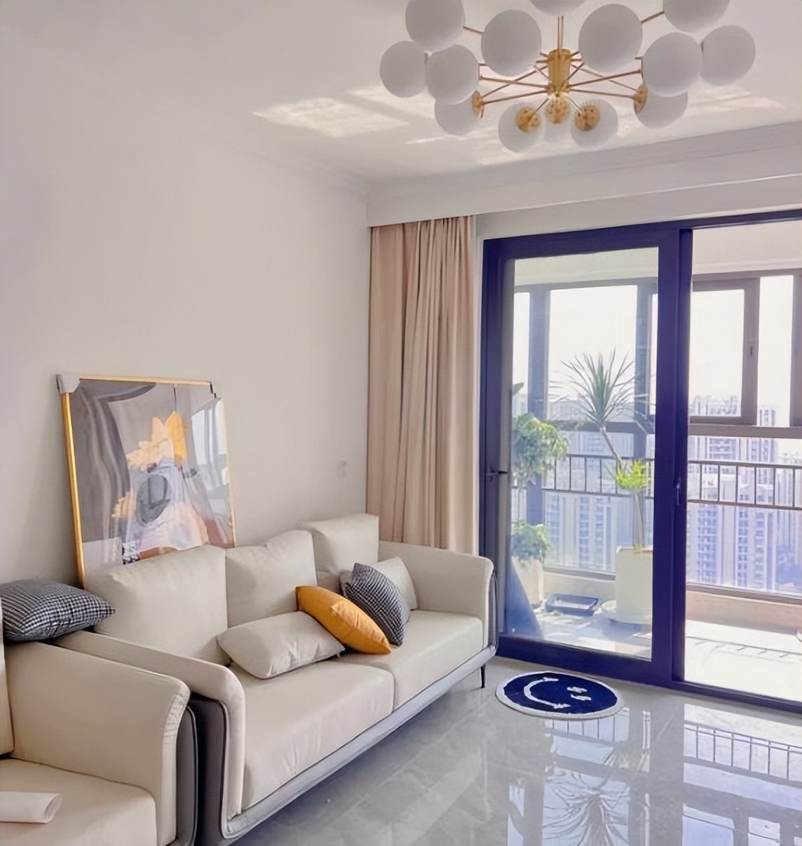 客厅阳台推拉门应该拆掉吗,客厅和阳台之间的推拉门要不要拆