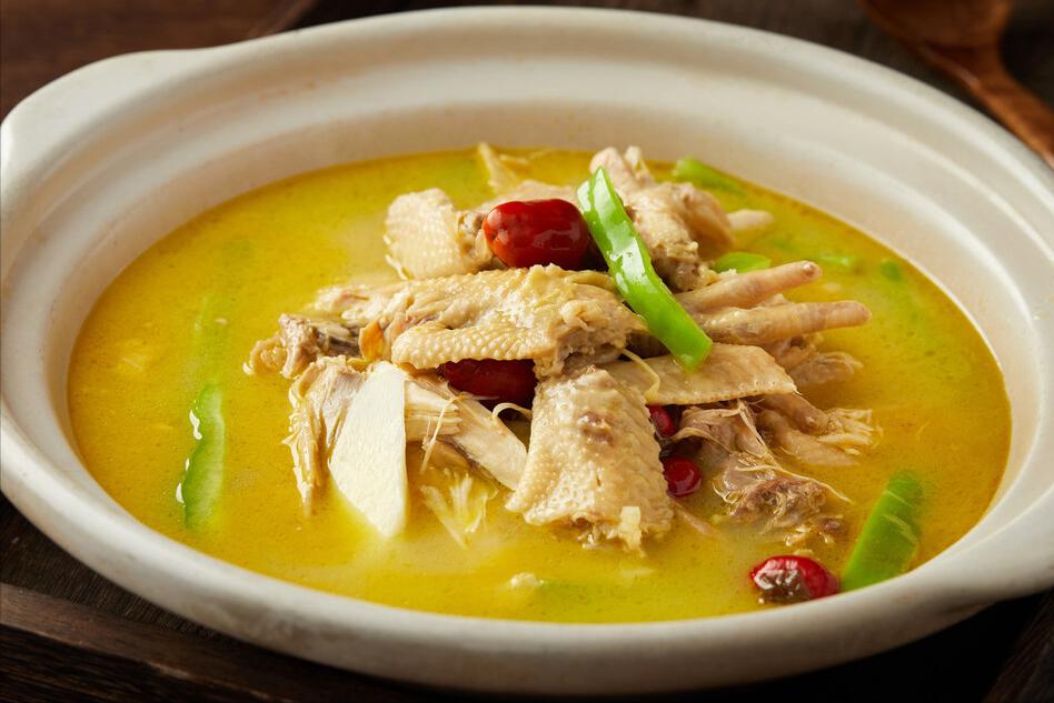 一只猪肚整只鸡怎么煲,怎样做猪肚鸡汤好喝又营养