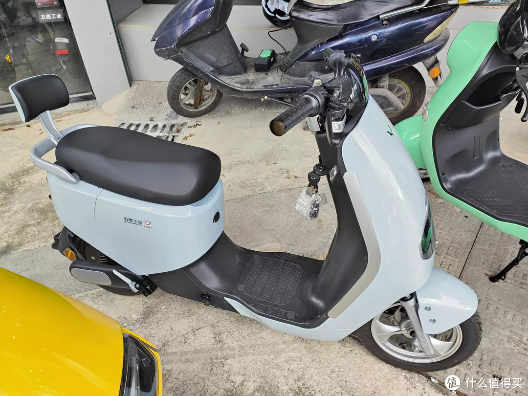 五菱电动汽车测评怎么样,五菱新能源电动汽车评测