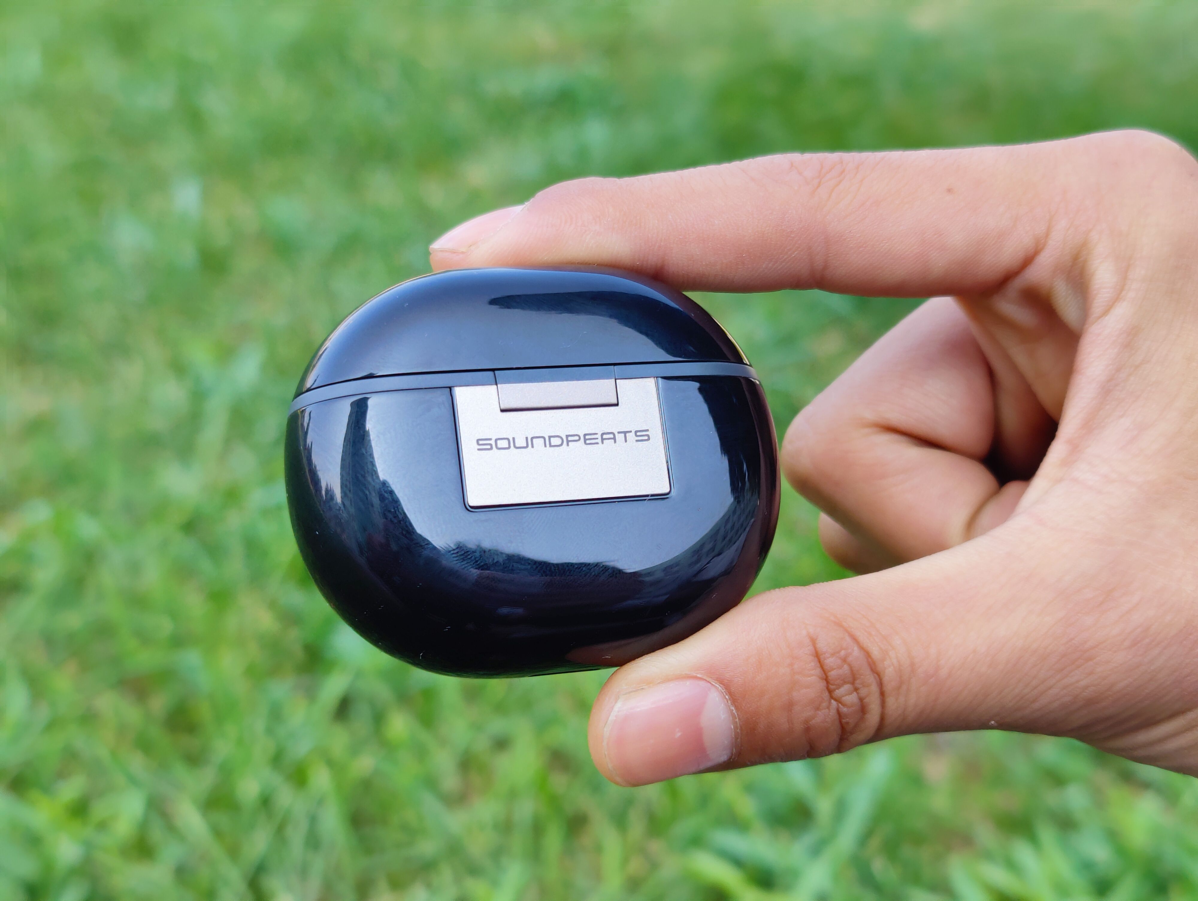 娉ョ偔钃濈墮鑰虫満air3璇勬祴,娉ョ偔air3deluxehs鑰虫満娴嬭瘎