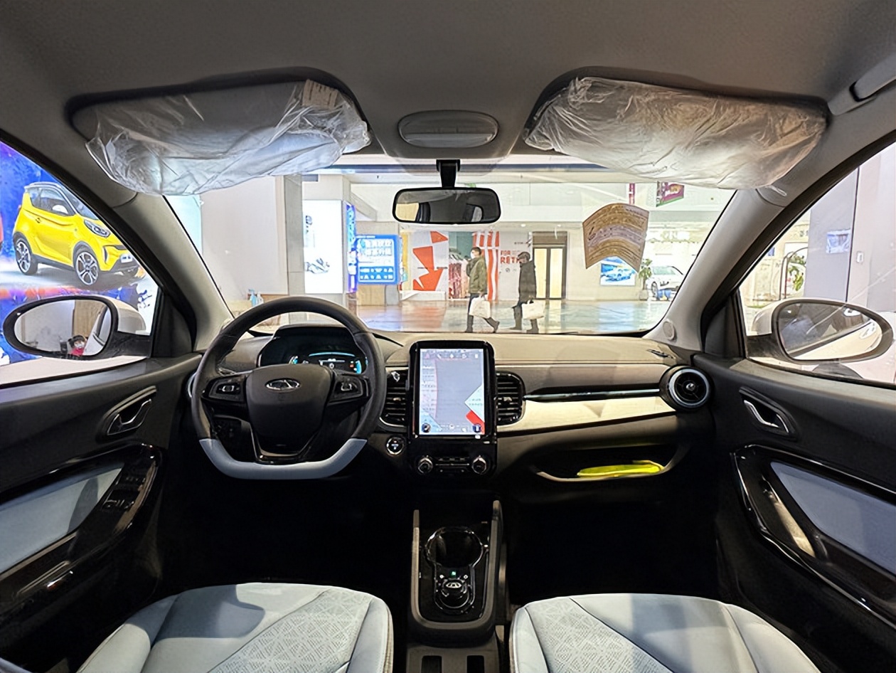 奇瑞小蚂蚁301真爱版plus,奇瑞小蚂蚁301公里半糖版评测