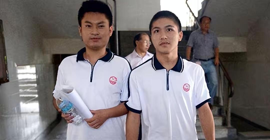 22个夺刀少年错过高考救下一车人,2014年江西高考夺刀少年现状