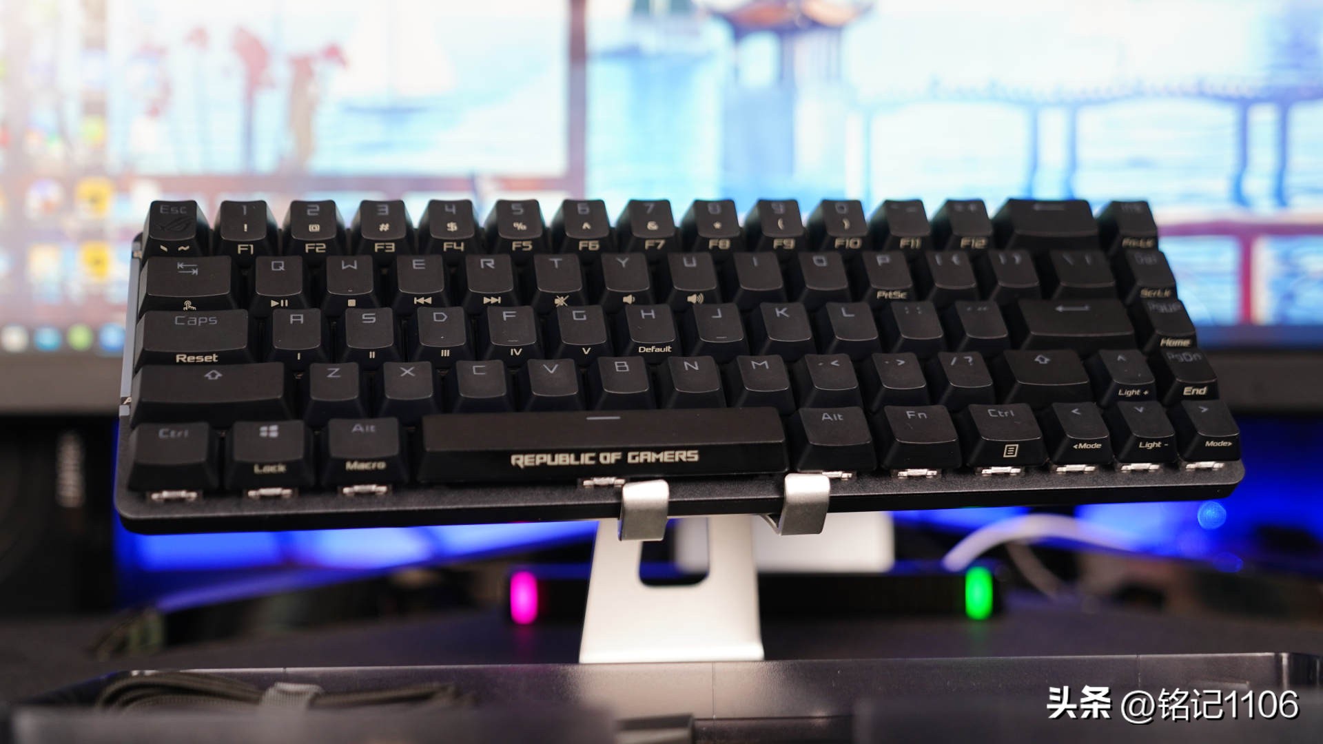 华硕rog夜魔机械键盘哪个轴好,rog魔导士键盘怎么按一下就有灯光