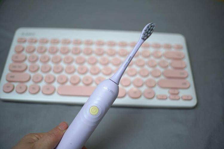 philipssonicare电动牙刷,usmile电动牙刷y1和y1s哪个型号好