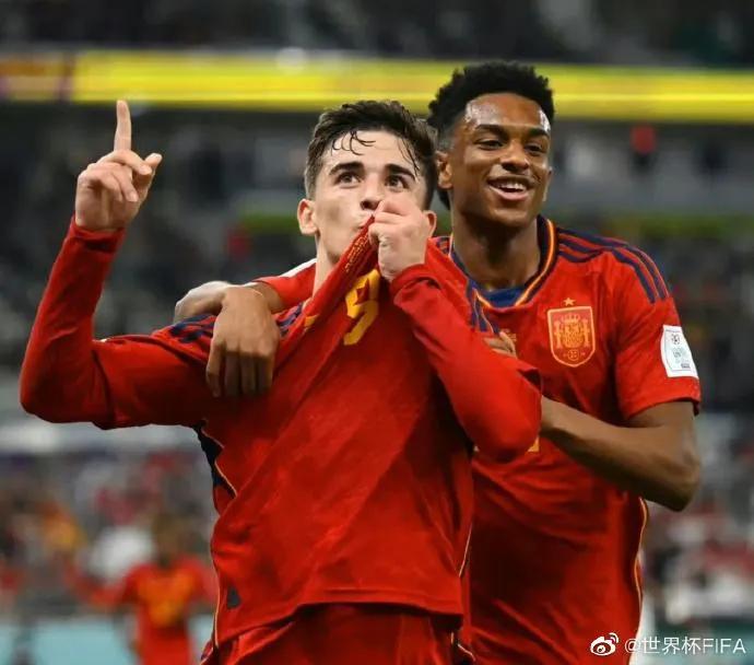 足球需要偶像,足球需要足球明星