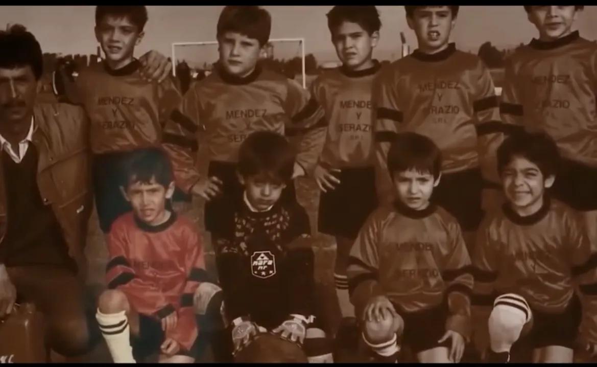 他是天才球员，辅佐两代王的功臣