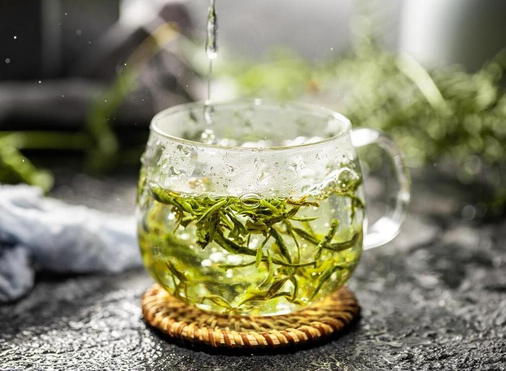 夏季饮品健康知识大全,绿茶养生的六大饮品