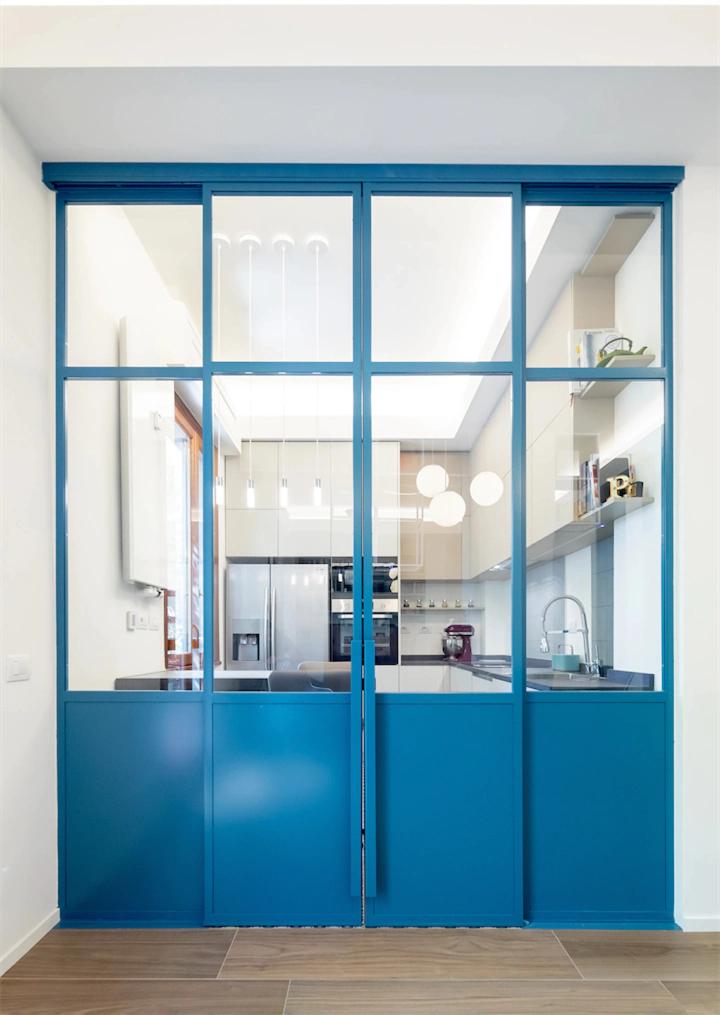 全屋玻璃柜子,最简单的玻璃隔断加柜子