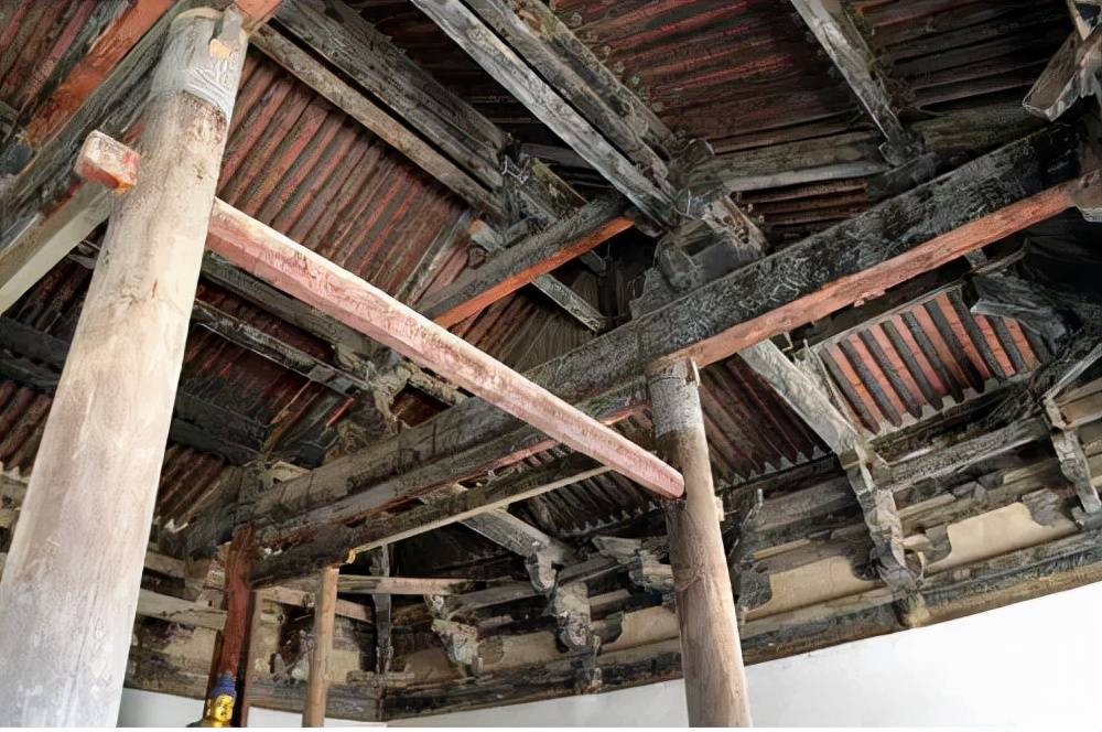 秦汉时期建筑的特点硬朗,先秦时期建筑特征及代表分析