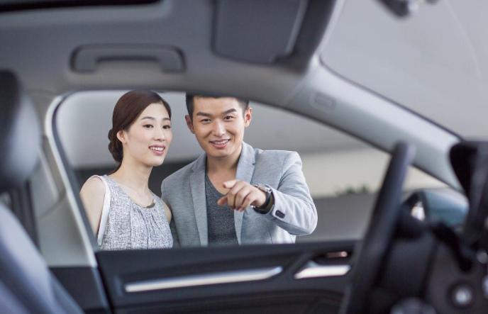 贷款买车4s店让先交一部分利息,4s店金融贷款为什么要扣首付本金