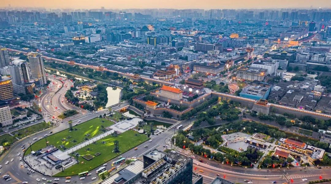 资本追逐电动车,资本投资光伏