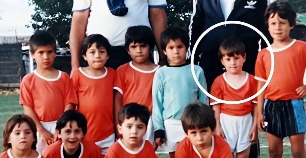 梅西和15岁的少年,梅西第8次获金球奖